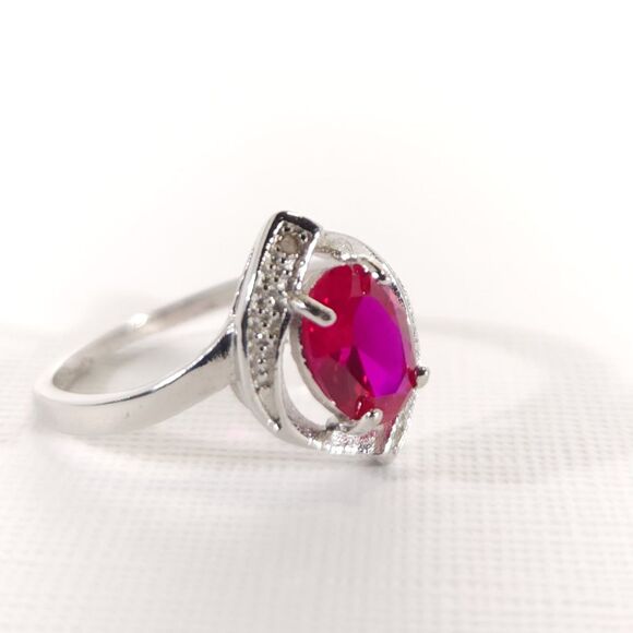 Ruby 1.5 Carats Ring Sterling Silver Size 7-1/2 - Picture 7 of 10